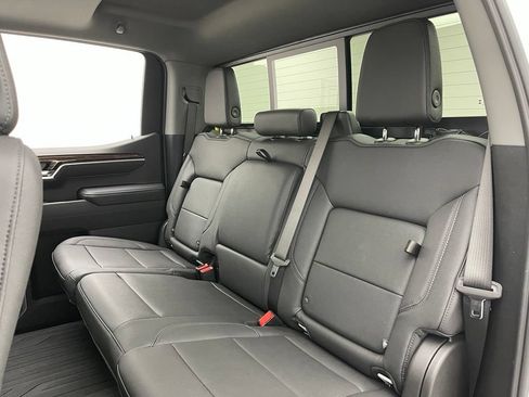 New 2026 GMC Sierra 1500 Elevation w/ Elevation Premium Package AWD/4WD image 40
