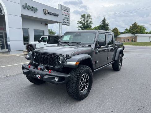 Used 2026 Jeep Gladiator Rubicon AWD/4WD image 6