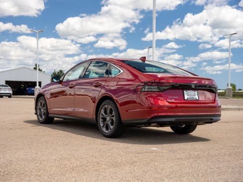 Used 2024 Honda Accord EX image 5