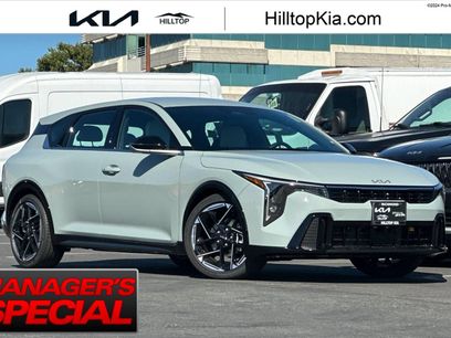 New 2026 Kia K4 EX