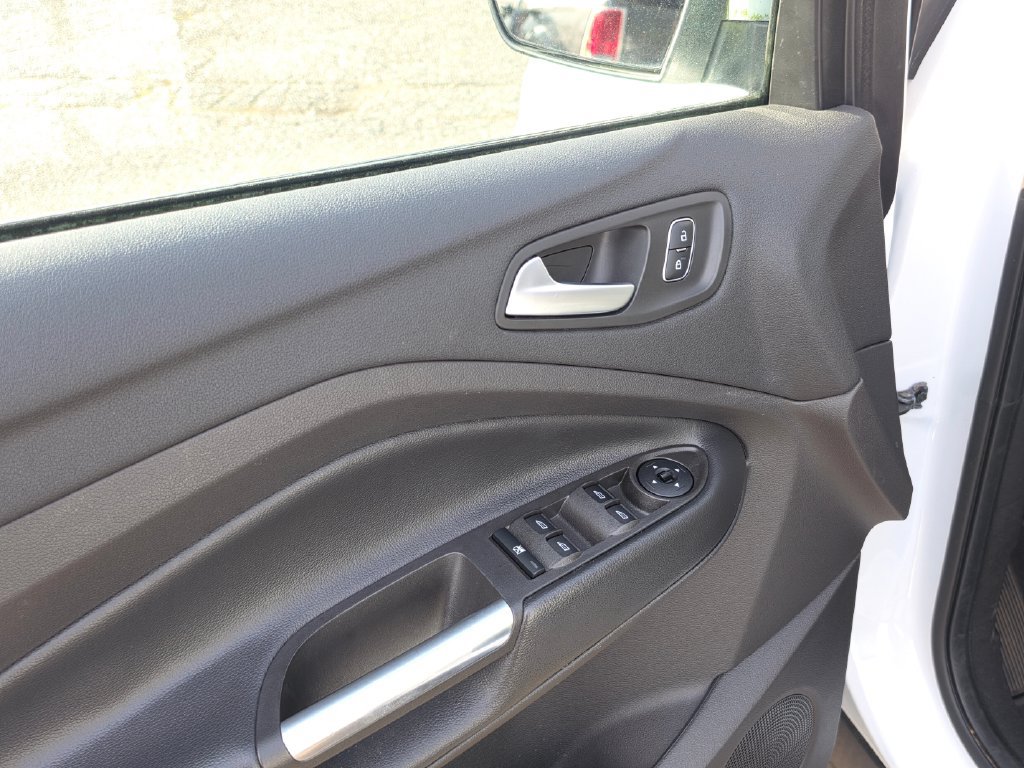 Used 2018 Ford Escape SE AWD/4WD image 25