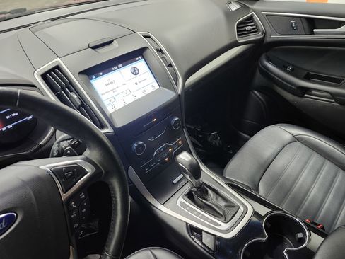 Used 2017 Ford Edge SEL w/ Equipment Group 201A image 31