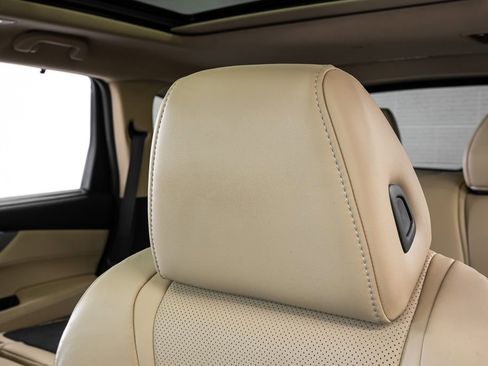 Used 2023 Acura MDX FWD w/ Technology Package image 39