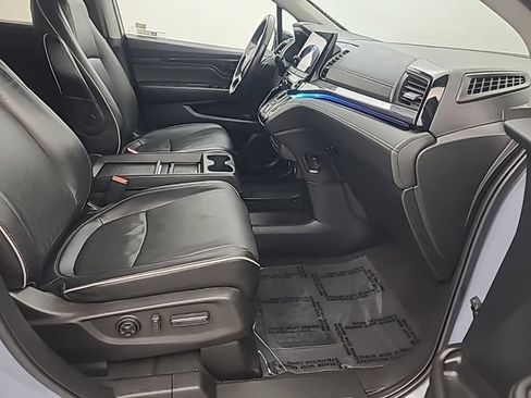 Used 2023 Honda Odyssey Elite image 15