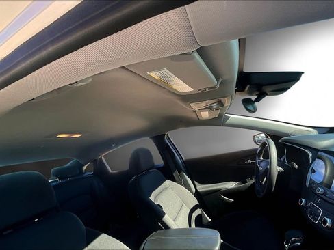 Used 2024 Chevrolet Malibu LT image 24