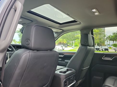 Used 2025 GMC Sierra 1500 Denali w/ Denali Reserve Package AWD/4WD image 14
