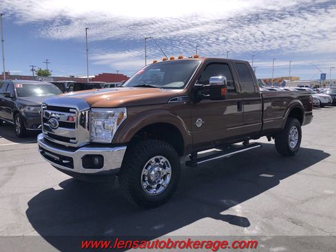 Used 2012 Ford F350 XLT w/ XLT Premium Pkg AWD/4WD image 4