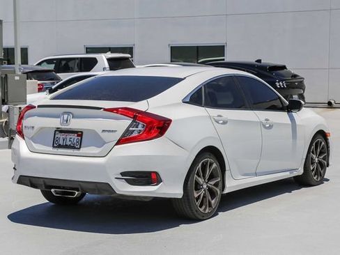 Used 2019 Honda Civic Sport image 8