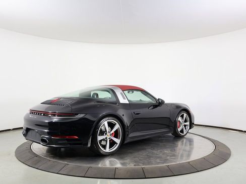 Certified 2021 Porsche 911 Targa 4S image 14