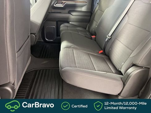 Used 2024 Chevrolet Silverado 1500 LT AWD/4WD image 19