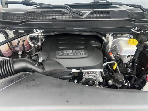 Used 2024 RAM 2500 Big Horn w/ Bed Utility Group image 20