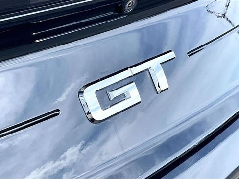 Used 2022 Ford Mustang GT RWD image 8