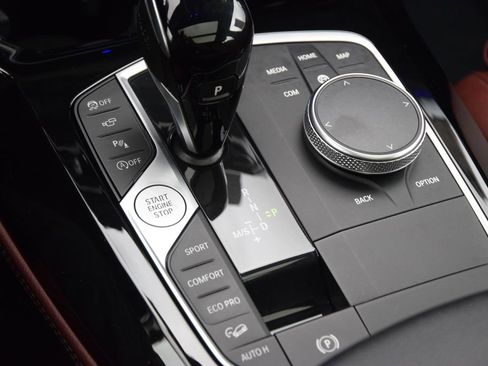 Used 2024 BMW X4 xDrive30i w/ Premium Package image 34