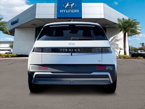 New 2026 Hyundai Ioniq 5 SEL image 7