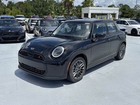 New 2026 MINI Cooper S FWD image 3