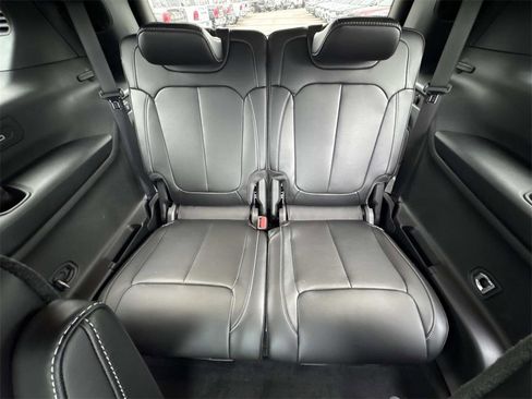 New 2025 Jeep Grand Cherokee L Limited w/ Black Appearance Package image 19