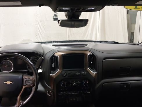 Used 2021 Chevrolet Silverado 1500 High Country w/ Technology Package AWD/4WD image 30