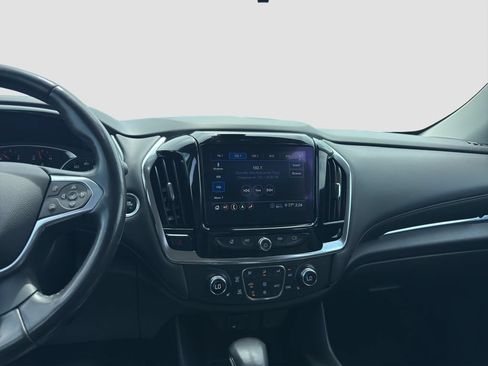 Used 2021 Chevrolet Traverse LT w/ LT Premium Package AWD/4WD image 15