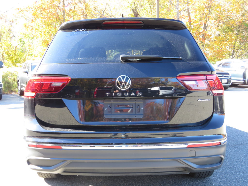 Used 2024 Volkswagen Tiguan S AWD/4WD image 6