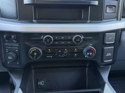 Used 2023 Ford F350 XLT w/ FX4 Off-Road Package AWD/4WD image 11