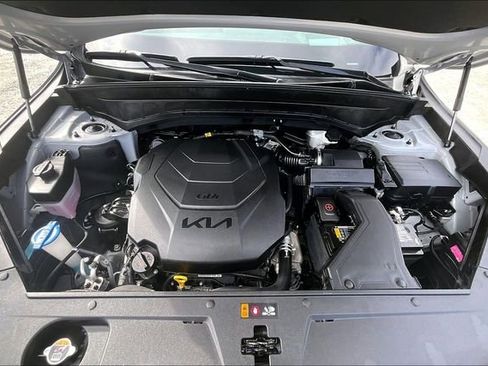 Used 2024 Kia Telluride SX Prestige X-Line image 9
