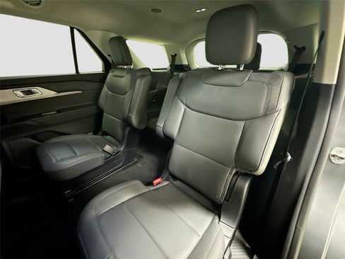 New 2026 Ford Explorer Active w/ Active Comfort Package RWD image 23