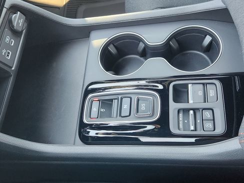 New 2025 Honda Pilot Sport image 24