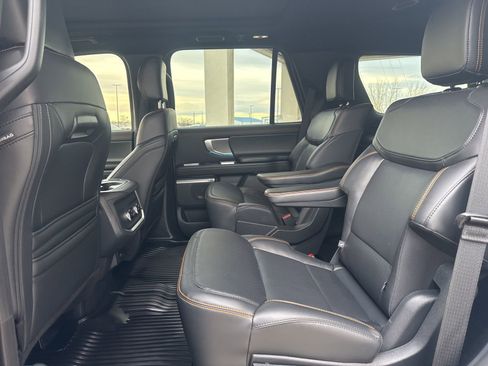 Used 2025 Ford Expedition Tremor image 12