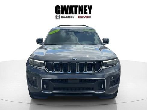 Used 2022 Jeep Grand Cherokee Overland AWD/4WD image 2