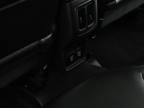 Used 2019 Jeep Compass Latitude w/ Popular Equipment Group image 6