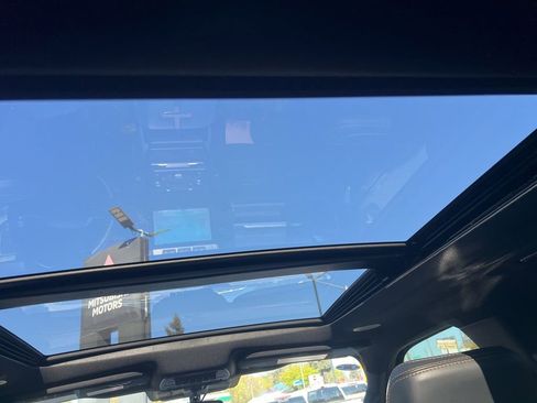 Used 2024 Ford F350 Platinum w/ Tremor Off-Road Package image 12