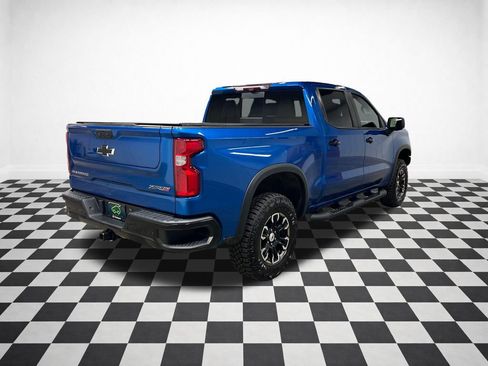 Certified 2022 Chevrolet Silverado 1500 ZR2 w/ Technology Package AWD/4WD image 9