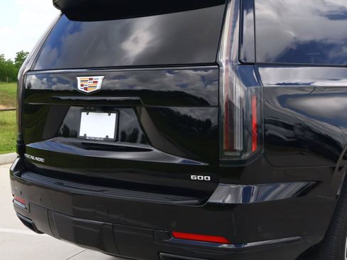 Certified 2025 Cadillac Escalade Sport w/ Touring Package AWD/4WD image 11