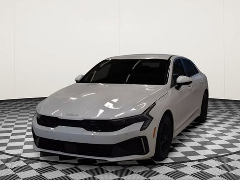 Used 2025 Kia K5 LXS FWD image 9