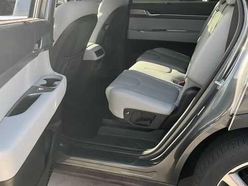 Used 2022 Hyundai Palisade SEL w/ 8P Bench Seat Package FWD image 21