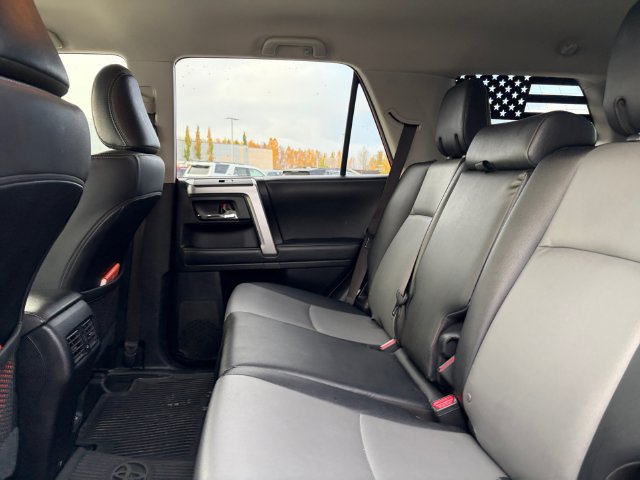 Used 2022 Toyota 4Runner SR5 Premium AWD/4WD image 22