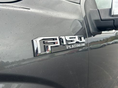 Used 2016 Ford F150 Platinum w/ Equipment Group 701A Luxury image 31