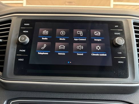 Used 2021 Volkswagen Atlas SE w/ Panoramic Sunroof Package AWD/4WD image 24