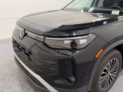 New 2026 Volkswagen Tiguan S AWD/4WD image 15
