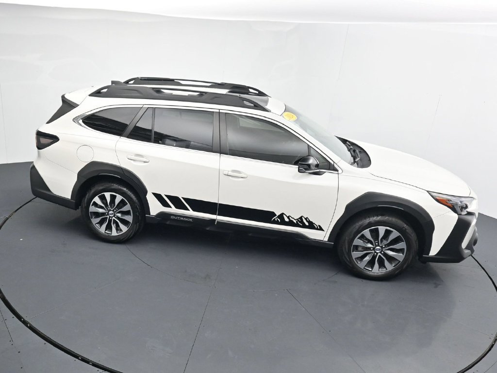 Used 2024 Subaru Outback Limited AWD/4WD image 31