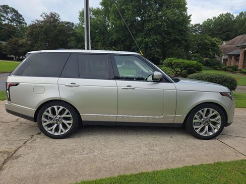 Used 2020 Land Rover Range Rover HSE AWD/4WD image 6