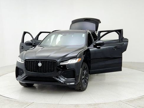 New 2026 Jaguar F-PACE R-Dynamic S image 9