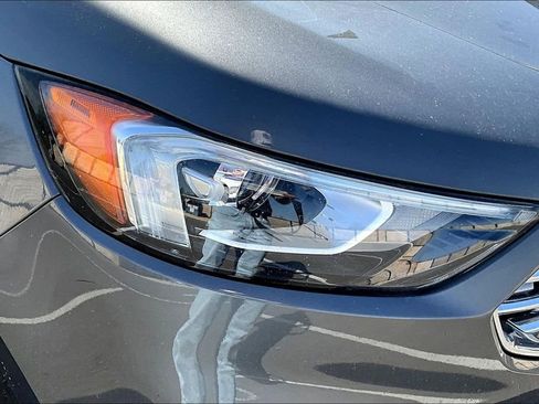 Used 2022 Ford Edge SEL image 21