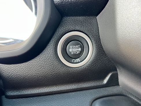 Used 2024 RAM 2500 Big Horn w/ Bed Utility Group image 27