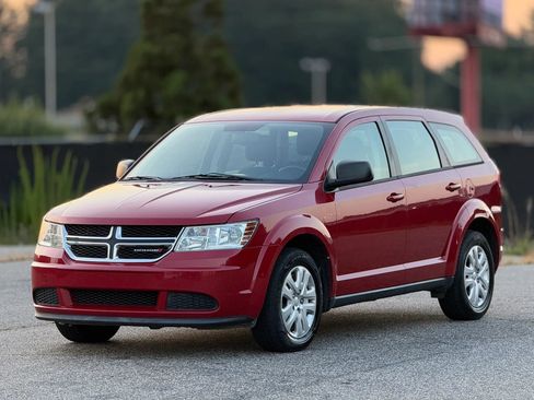 Used 2015 Dodge Journey American Value Package w/ Flexible Seating Group FWD image 6