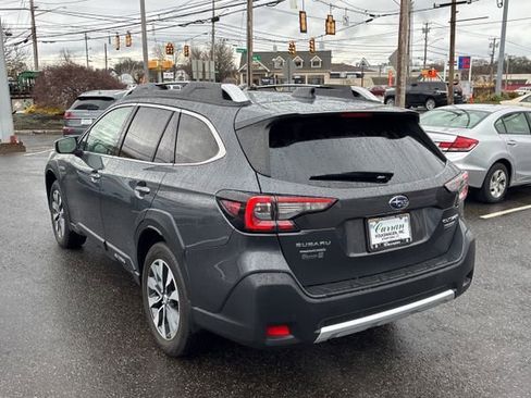 Used 2023 Subaru Outback Touring image 2