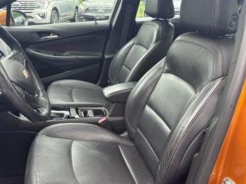 Used 2017 Chevrolet Cruze Premier FWD image 9