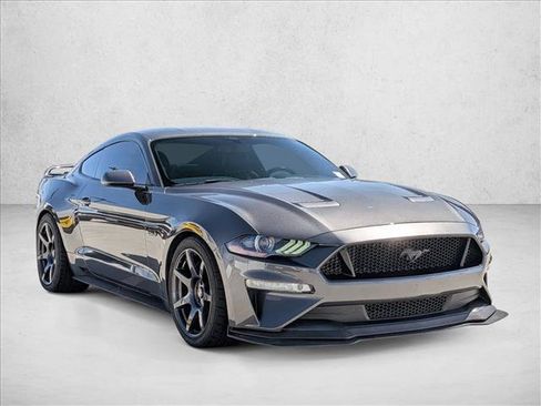 Used 2019 Ford Mustang GT Premium w/ GT Performance Package RWD image 3