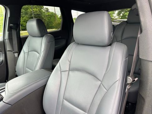 Used 2023 Buick Enclave Premium w/ Experience Buick Package AWD/4WD image 15