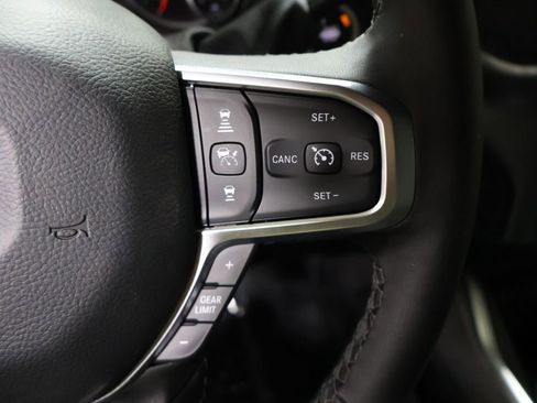 New 2026 RAM 2500 Big Horn AWD/4WD image 26